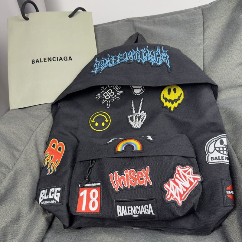 Ba*len*cia*ga backpacks